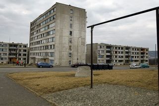 Chudoba, nezaměstnanost a dluhy trápí vyloučené lokality - Novinky